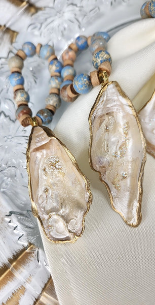 Oyster Shell Napkin Blue Jasper Stone Bead Rings - Pearl Champagne Gold